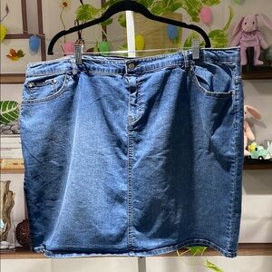 Jaclyn Smith Blue Pencil Skirt Knee-Length Casual. Waist is 22 and length is 21